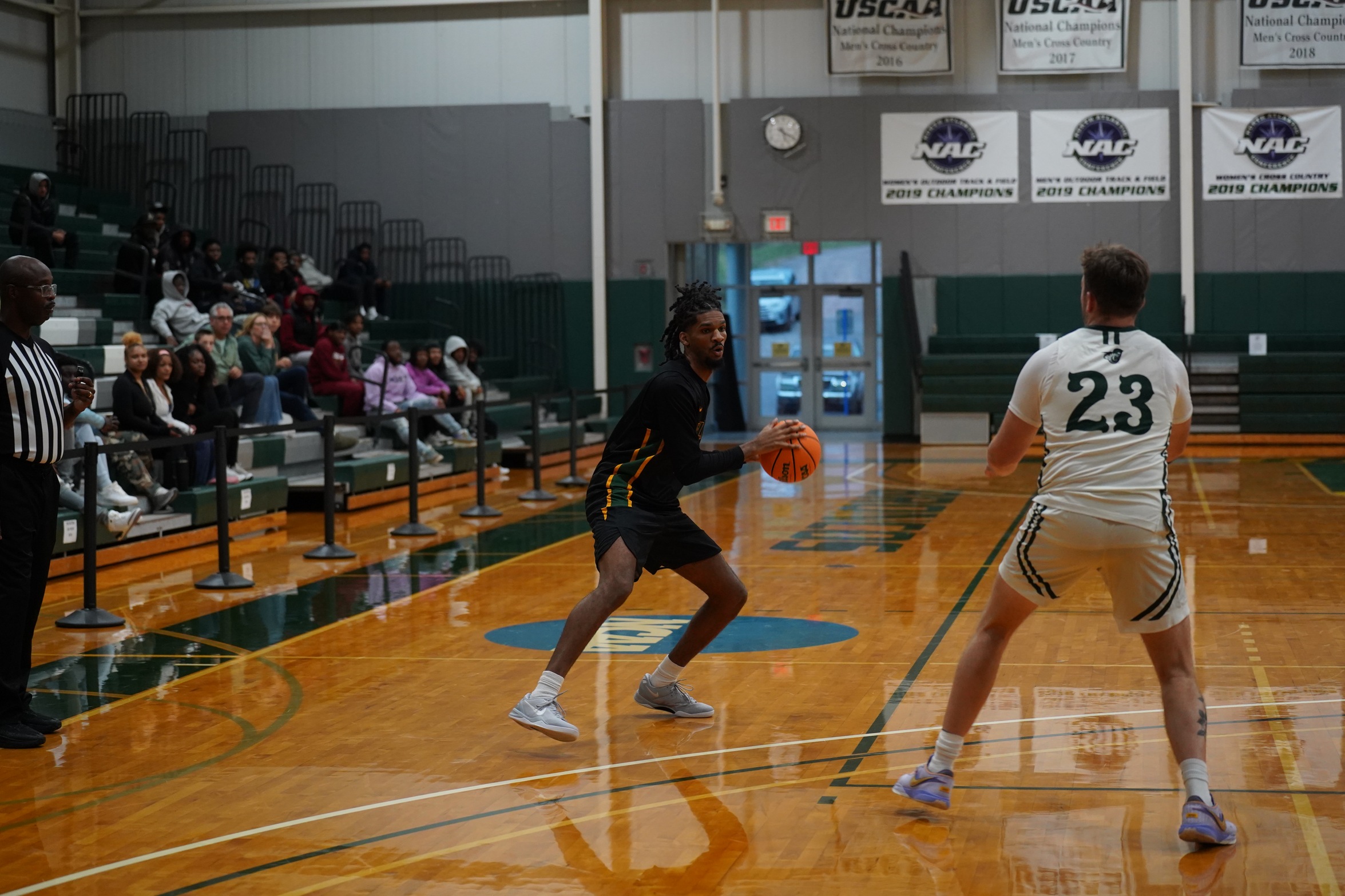 Men's Basketball Comes Up Short At Herb Kenny Tournament