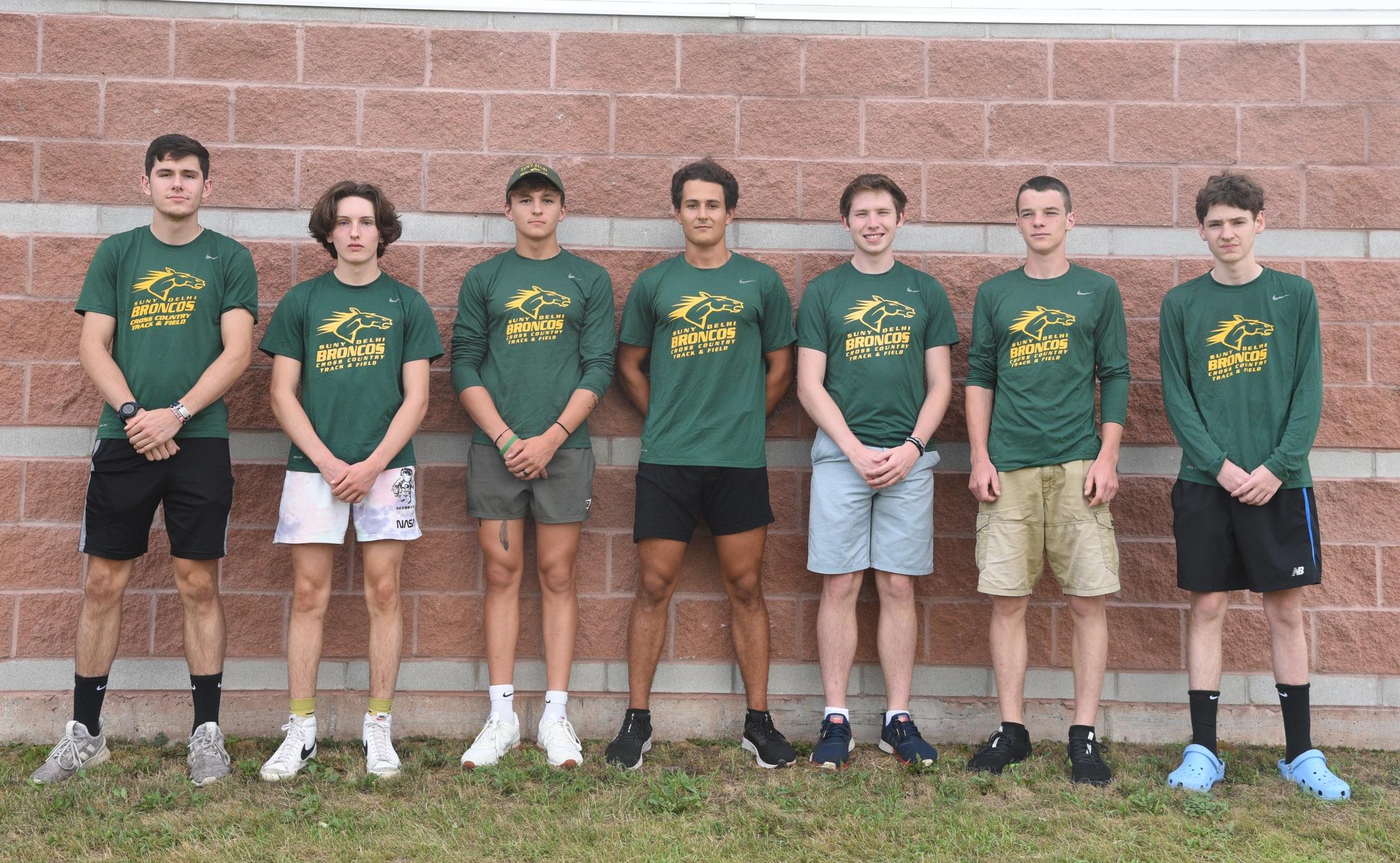 Men's Cross Country Back for 2022 Season