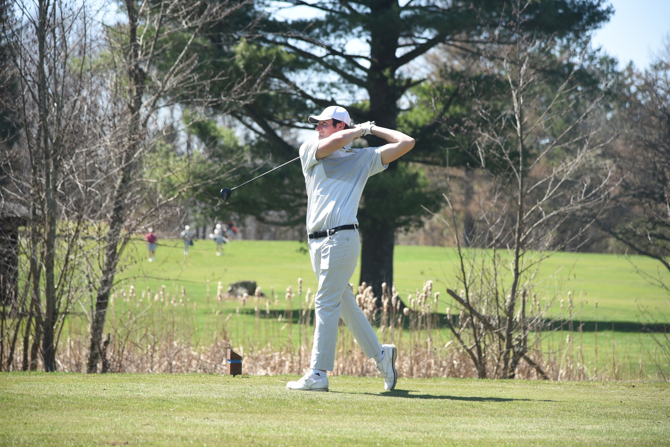 Men's Golf finishes 50 strokes ahead of second place in Delhi Invitational