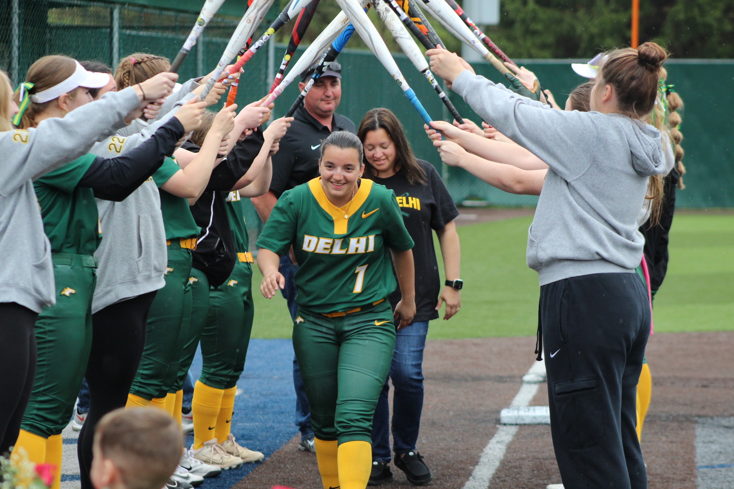 Softball Sweeps Senior Day Doubleheader to Complete Four-Game Domination of Lyndon