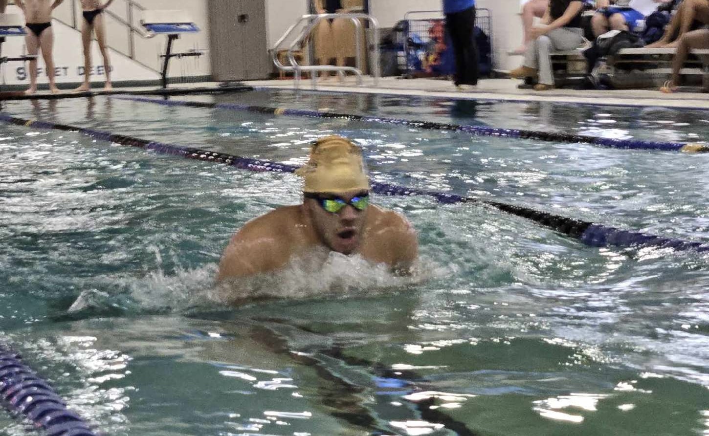 Swim and Dive Hosts William Patterson for Dual Meet