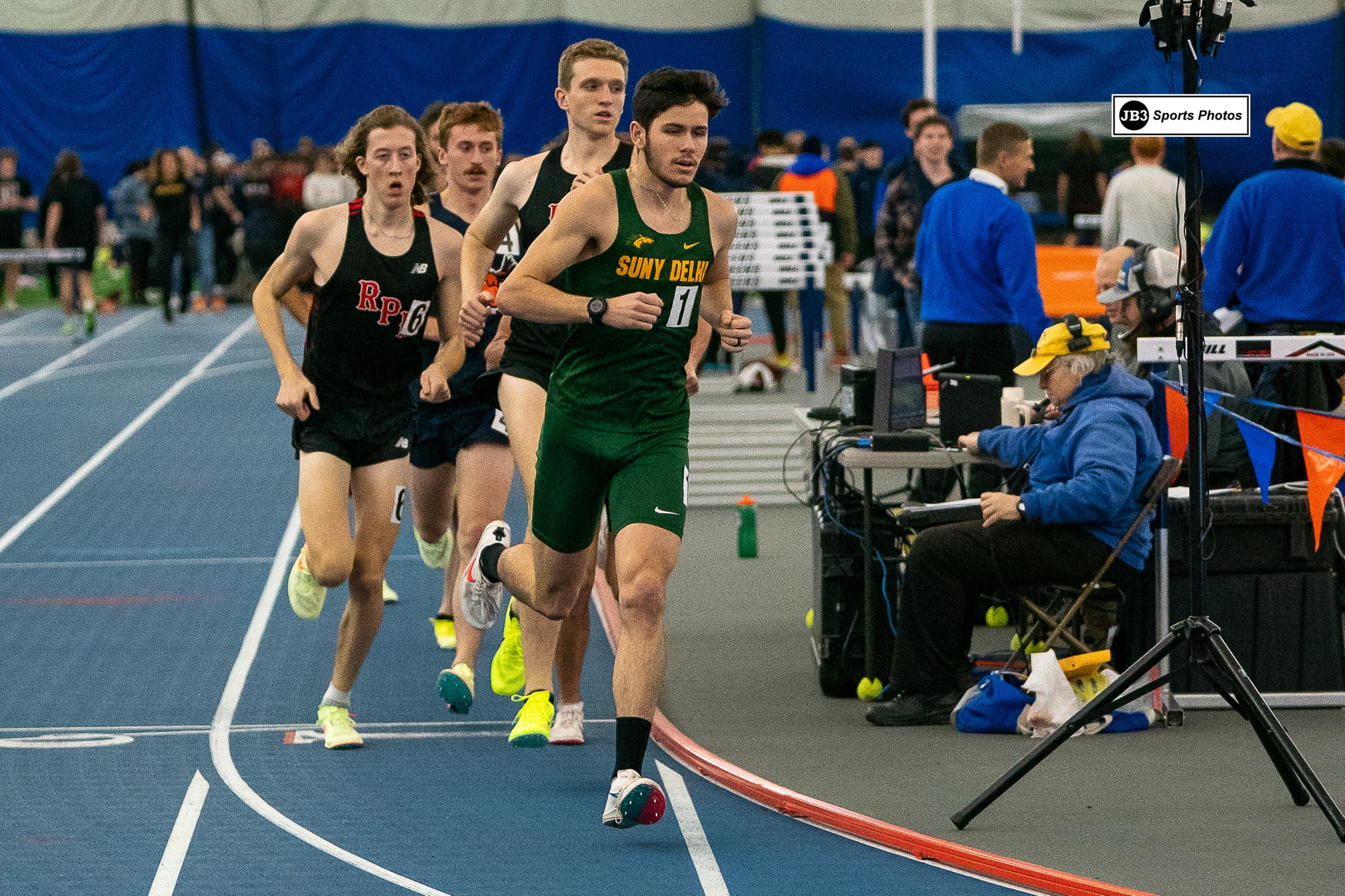 Amenta Wins 3000-Meter Race as Track & Field Races at Bomber Invitational