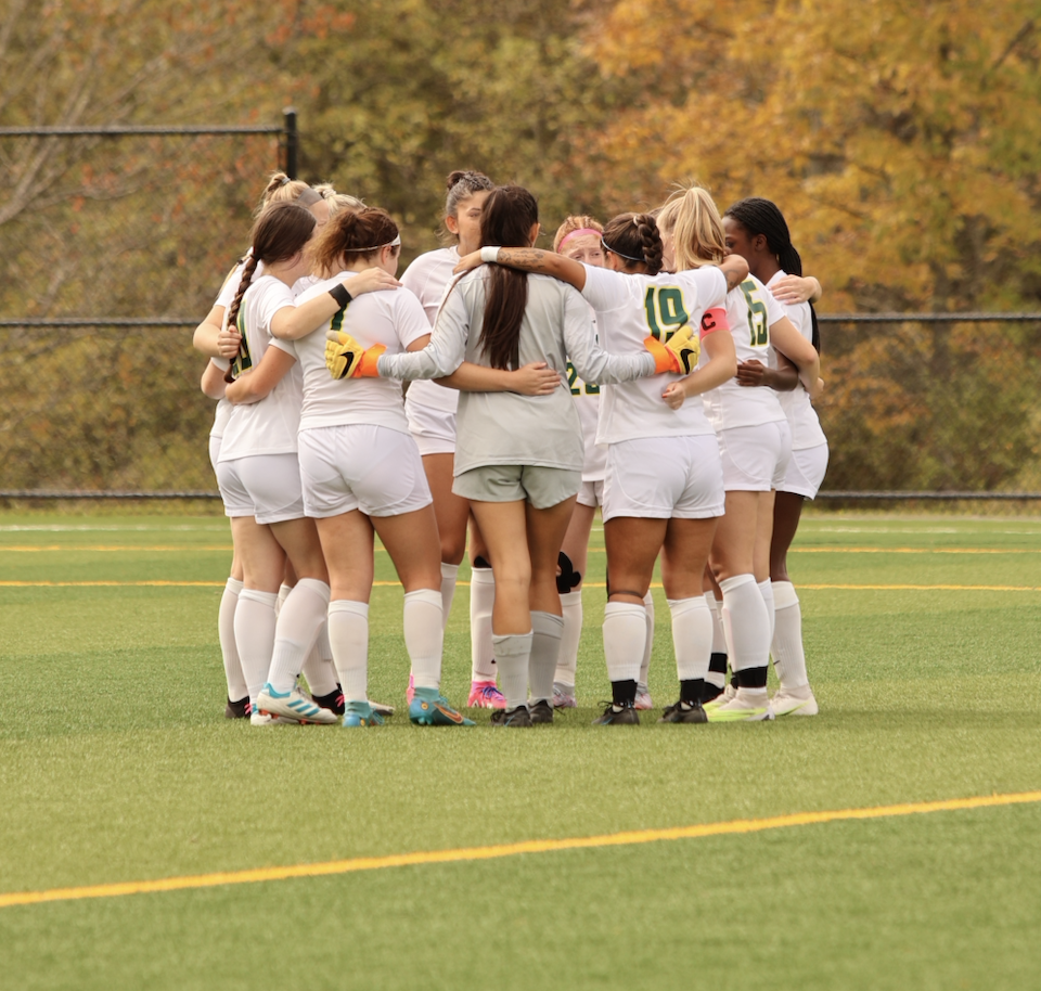 Delhi sweeps NAC weekend with 3-1 win over UMaine