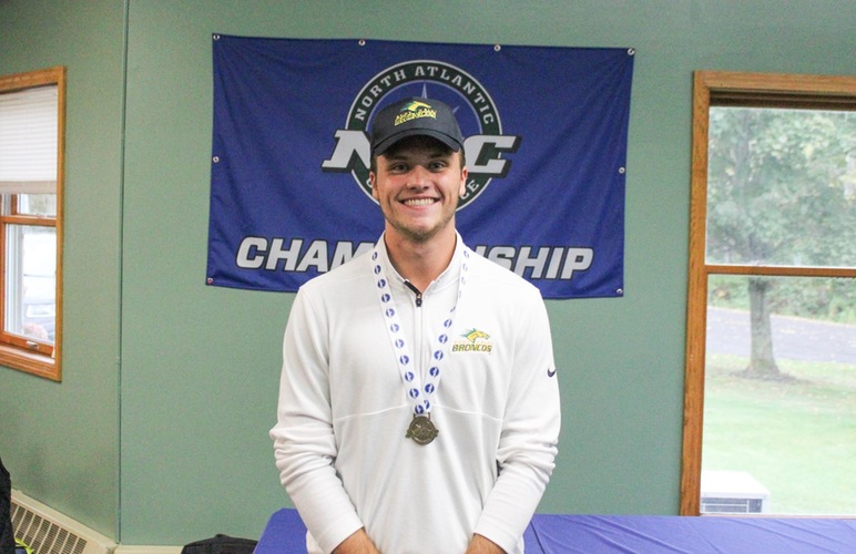 Delhi finishes second at NAC Championships; Freshman Noah Tyler ties for top individual spot