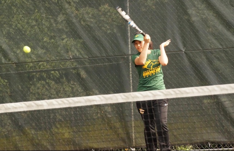 Kumasaki Earns Two Wins Friday at Hartwick