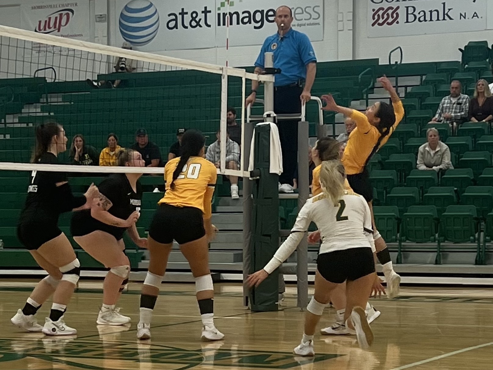 Women's Volleyball Falls to Morrisville 3-1