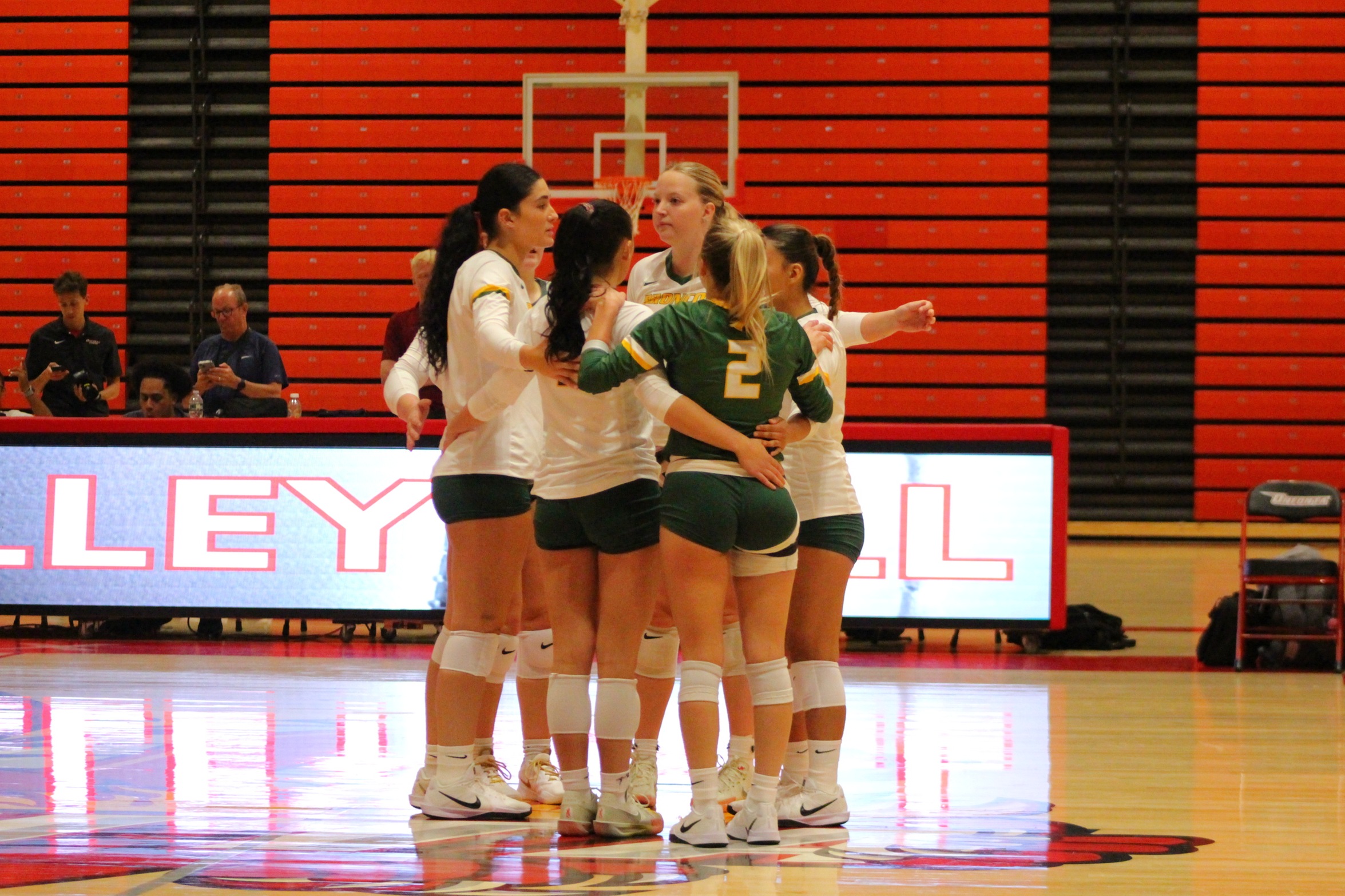 Broncos Fall in Four Sets to Hartwick
