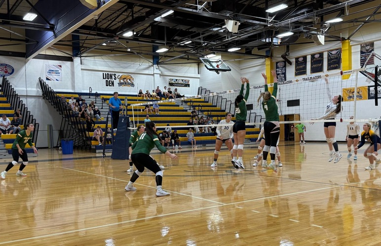 Volleyball Comes Close in First Set, Falls Short at MCLA